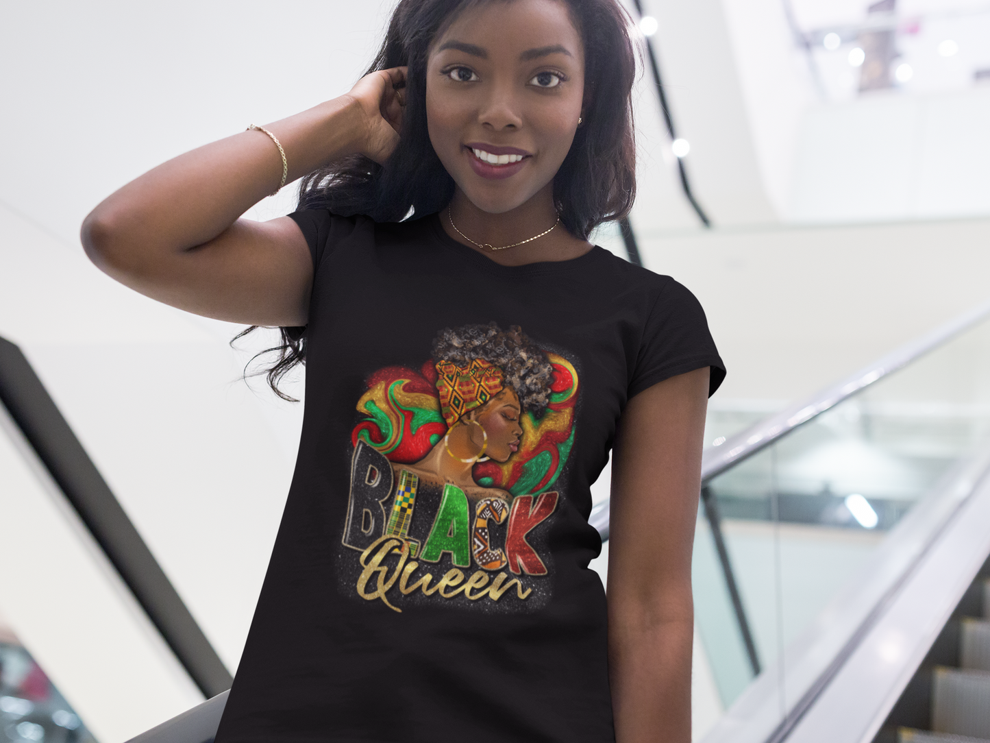 Women's - Black Beauty Queen Graphic T-Shirt